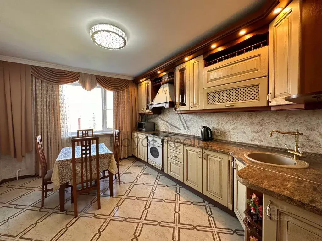 3-к кв. Санкт-Петербург ул. Кораблестроителей, 36/1 (80.0 м) - Фото 0