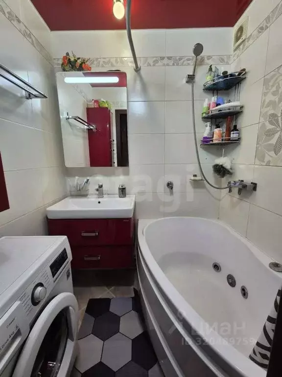 3-к кв. Архангельская область, Коряжма Архангельская ул., 33 (58.1 м) - Фото 1