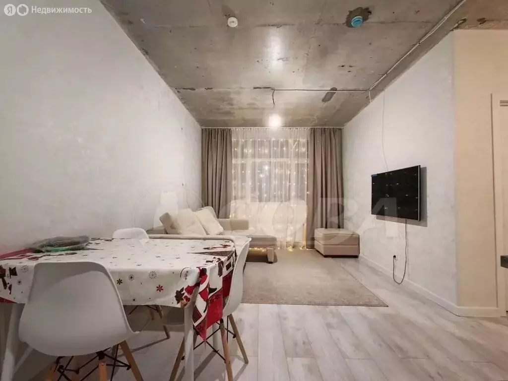 1-комнатная квартира: Тюмень, улица Тимофея Чаркова, 87 (39 м) - Фото 2