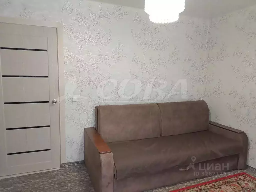 1-к кв. Курганская область, Курган Заозерный жилрайон, 1-й мкр, 28 ... - Фото 2