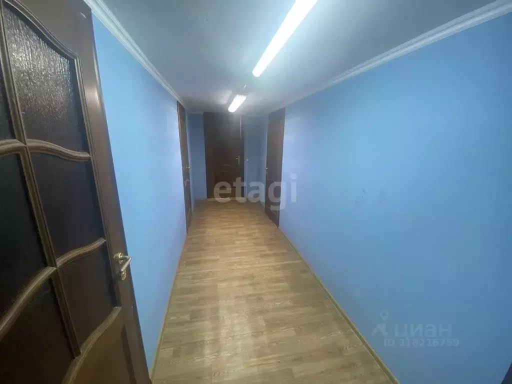 Офис в Белгородская область, Старый Оскол ул. Мира, 6 (70 м) - Фото 0