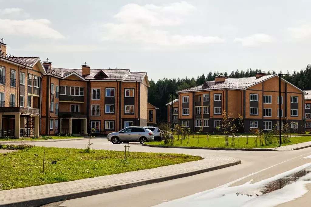 2-к кв. Москва ул. Генерала Донскова, 27к4 (43.8 м) - Фото 0