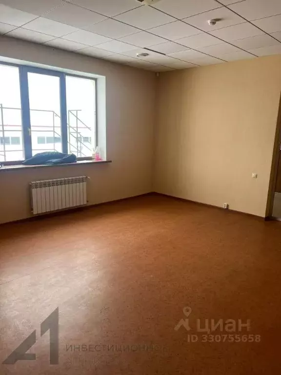 Офис в Тюменская область, Тюмень ул. Тимофея Чаркова, 3 (484 м) - Фото 2