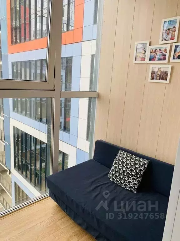 Студия Санкт-Петербург бул. Александра Грина, 3 (27.0 м) - Фото 1