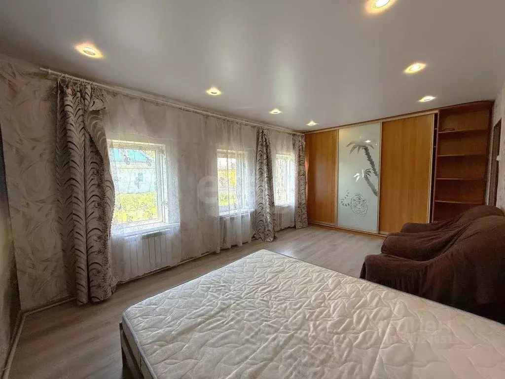 Дом в Вологодская область, Великий Устюг ул. Победы, 21 (68 м) - Фото 1