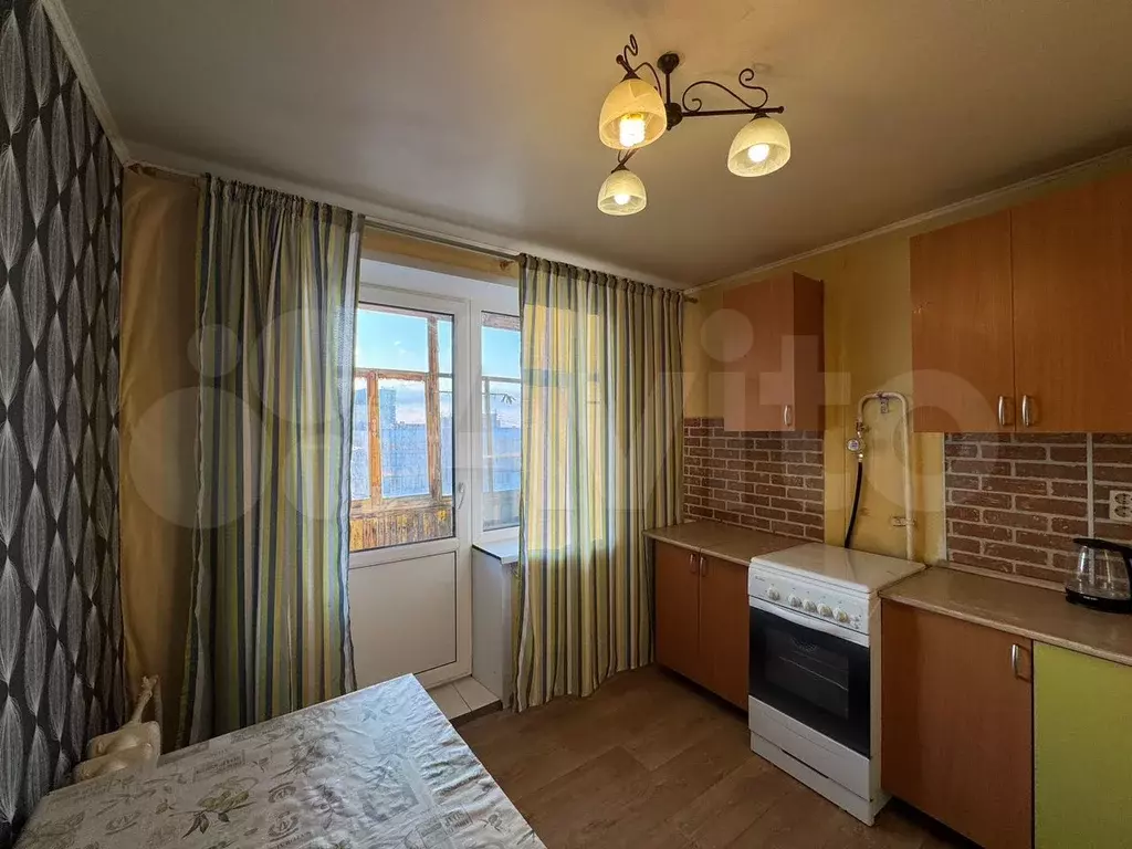1-к. квартира, 37 м, 9/10 эт. - Фото 1
