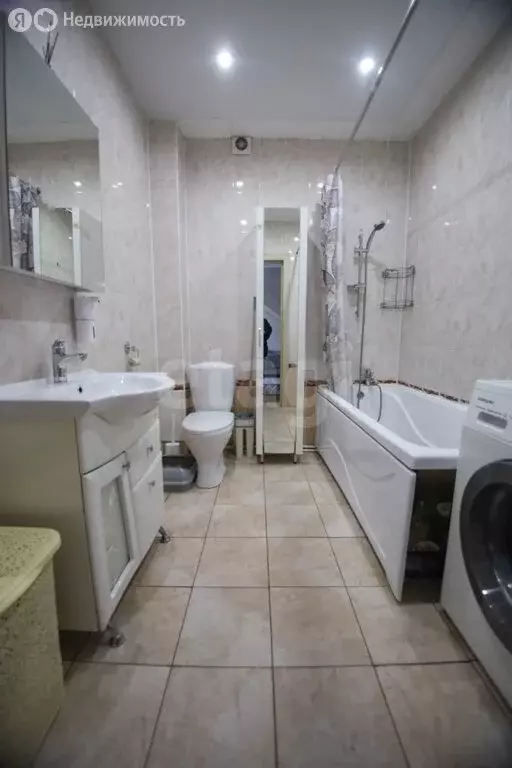 2-комнатная квартира: Альметьевск, улица Булгар, 27 (49.3 м) - Фото 1