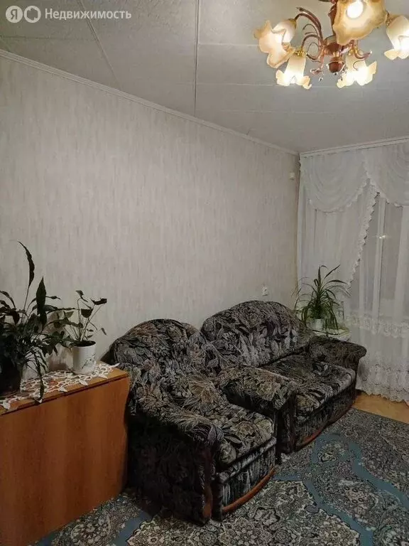 3-комнатная квартира: Новый Уренгой, район Северная Жилая Часть, ... - Фото 1