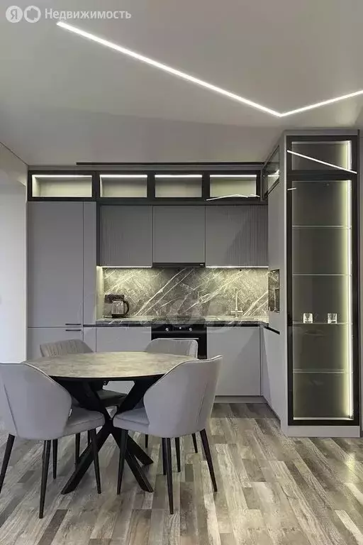 Квартира-студия: Тюмень, улица Тимофея Кармацкого, 5 (46 м) - Фото 2