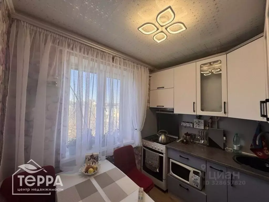 3-к кв. Крым, Евпатория ул. Фрунзе, 34 (56.0 м) - Фото 2