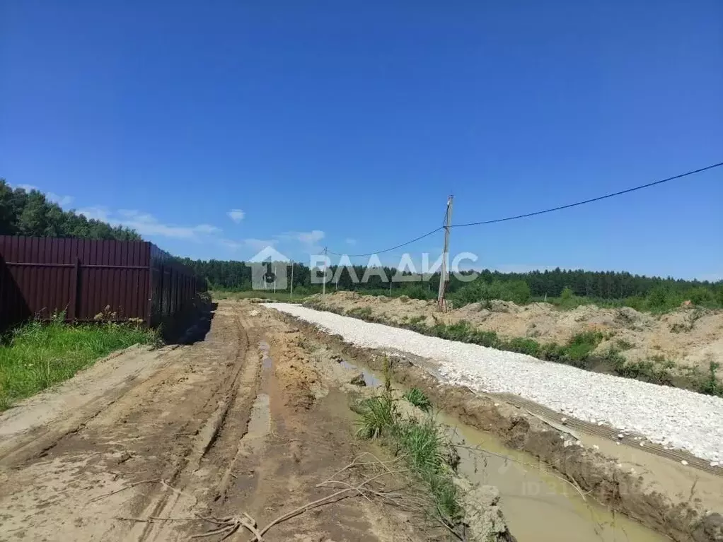 Участок в Владимирская область, Владимир д. Уварово, ул. Дубровка, 19 ... - Фото 1