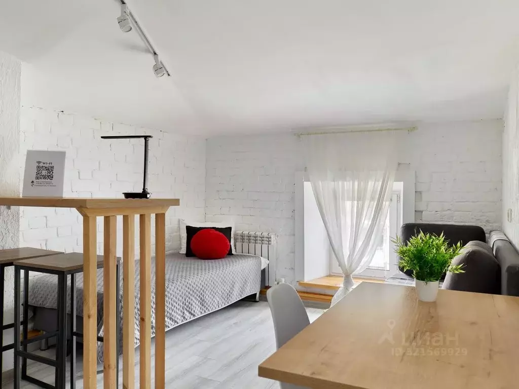 1-к кв. Татарстан, Казань ул. Гаяза Исхаки, 15 (18.0 м) - Фото 0