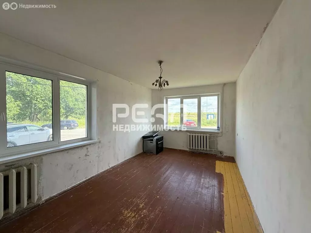 3-комнатная квартира: деревня Извара, 8 (61.2 м) - Фото 1