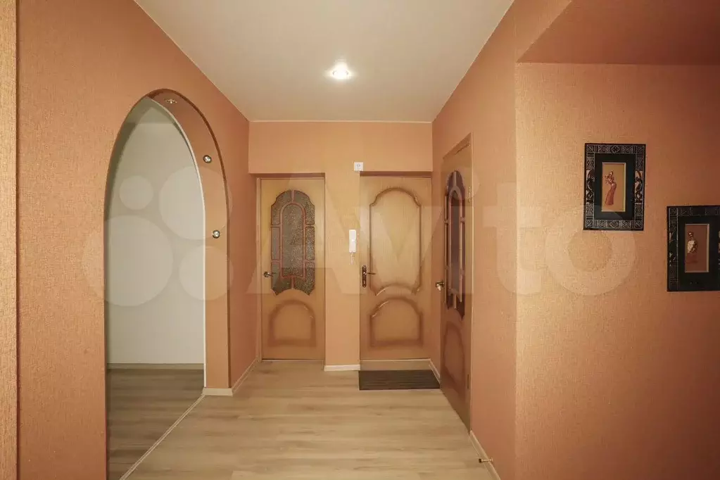 3-к. квартира, 98 м, 4/6 эт. - Фото 1