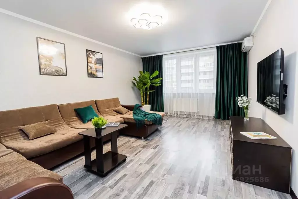 2-к кв. Краснодарский край, Краснодар ул. Селезнева, 4/13к2 (70.0 м) - Фото 0
