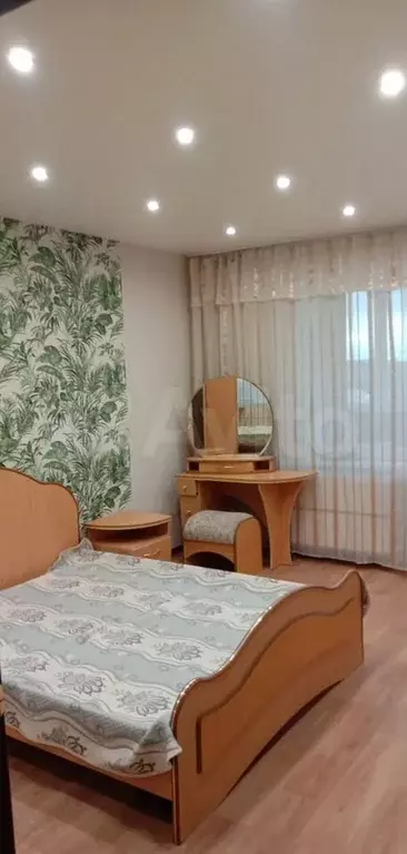 1-к. квартира, 37 м, 9/10 эт. - Фото 0