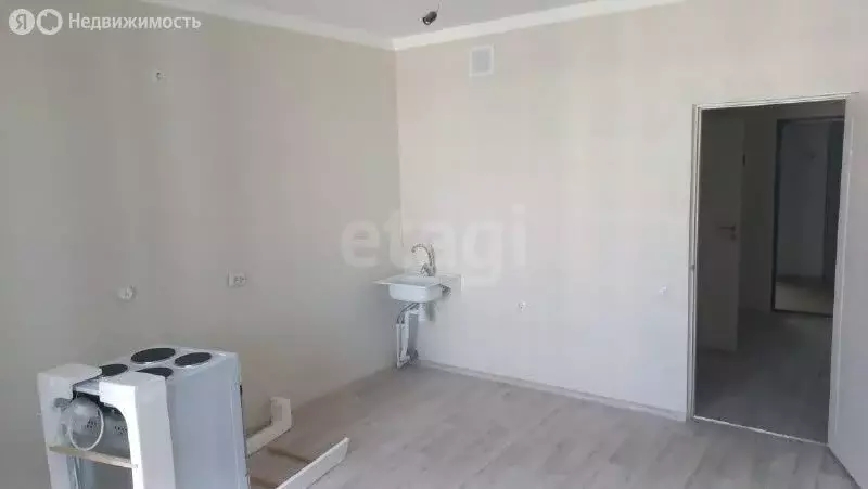 Квартира-студия: Якутск, улица Александра Захарченко, 11 (25.8 м) - Фото 1