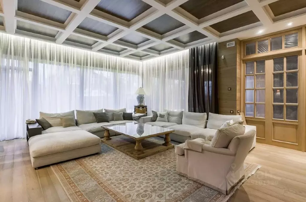 Дом в Московская область, Одинцовский городской округ, д. Раздоры 5/8 ... - Фото 1