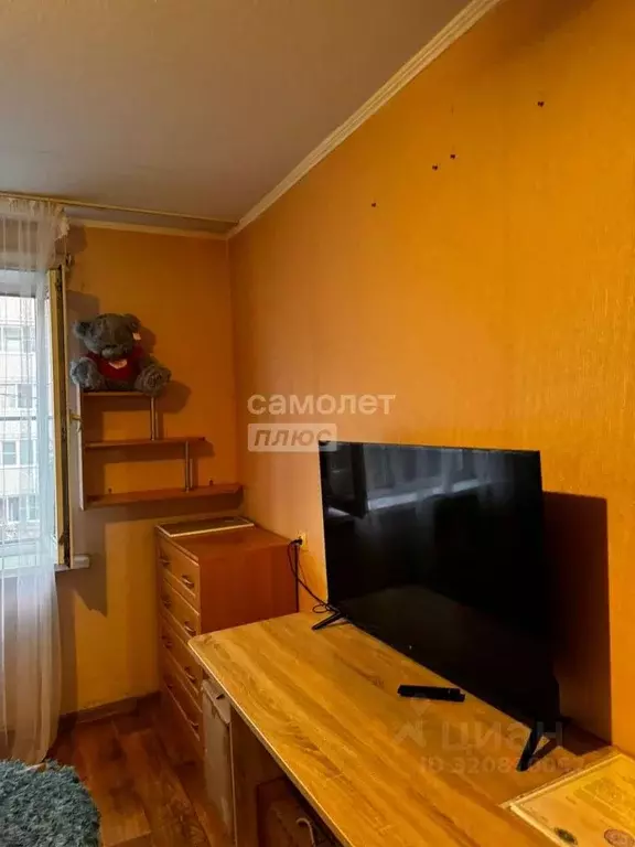 3-к кв. Ярославская область, Рыбинск ул. Захарова, 25 (66.6 м) - Фото 2