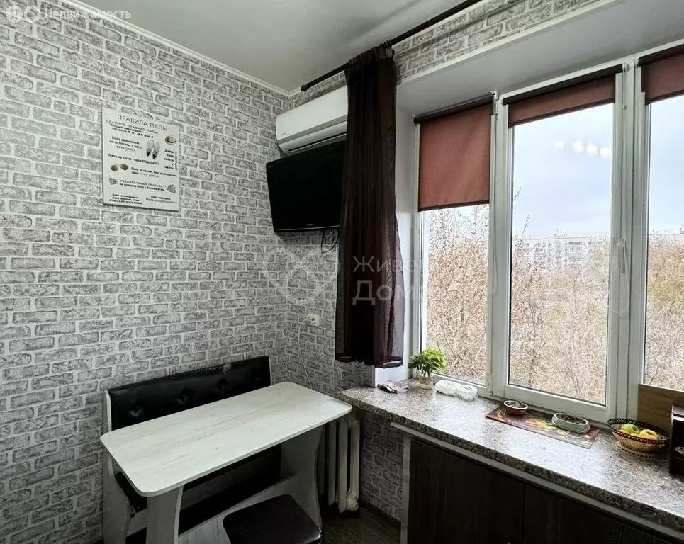 3-комнатная квартира: Волгоград, Удмуртская улица, 2 (76 м) - Фото 1