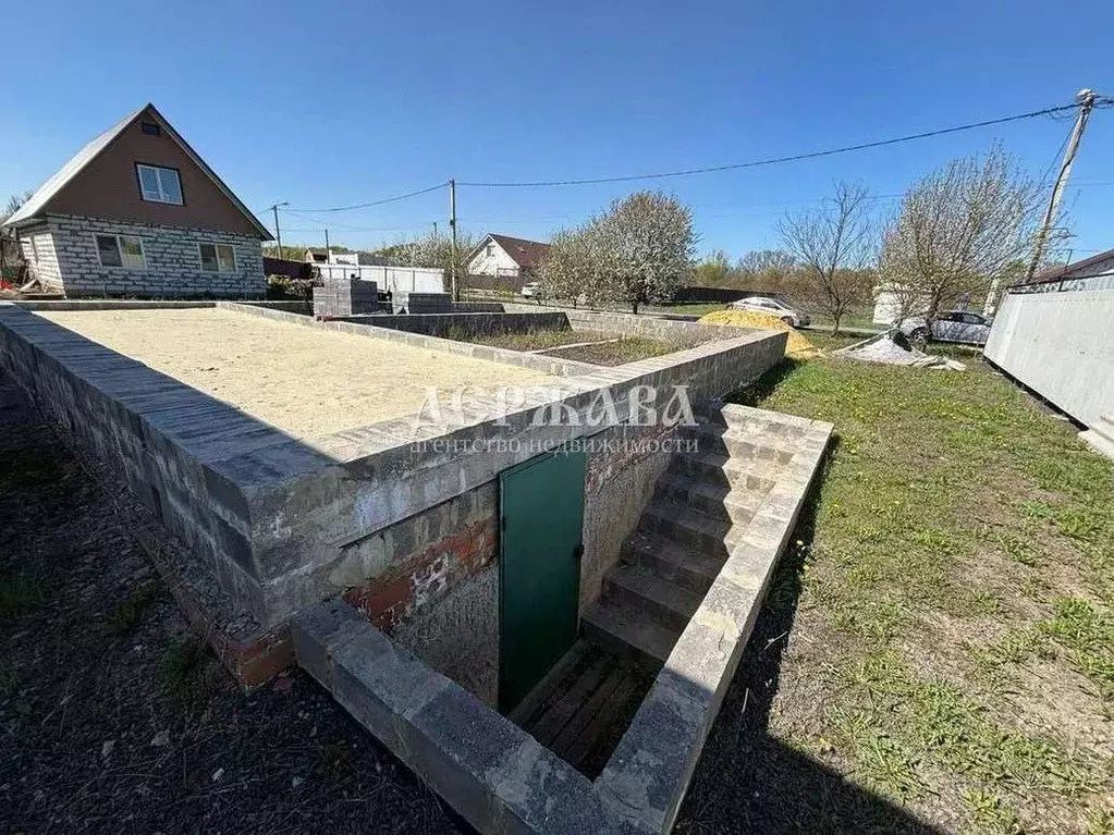 Коттедж в Белгородская область, Старооскольский городской округ, с. ... - Фото 1