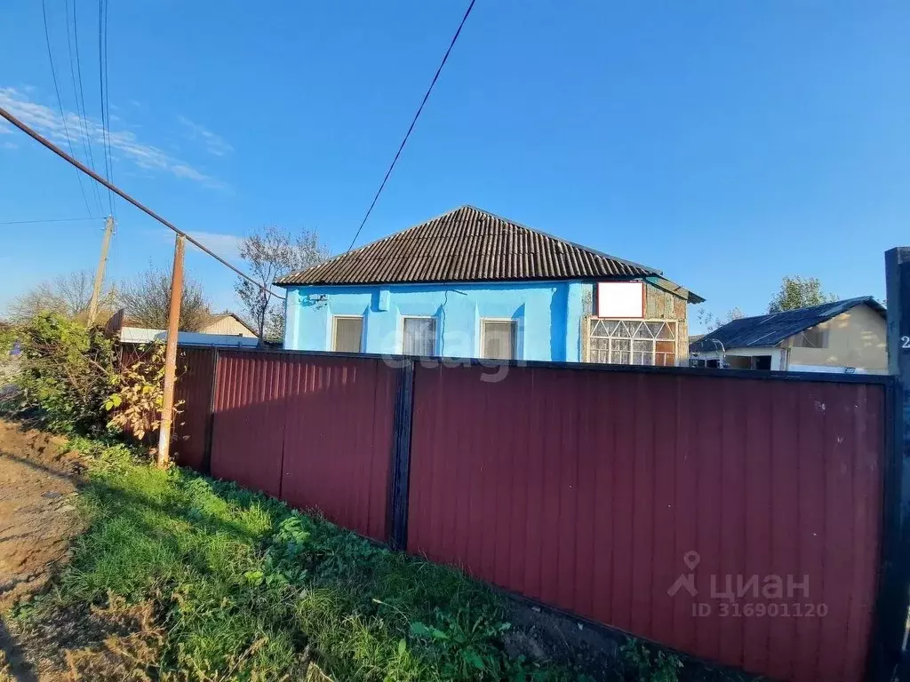 Дом в Белгородская область, Валуйский муниципальный округ, с. Яблоново ... - Фото 0
