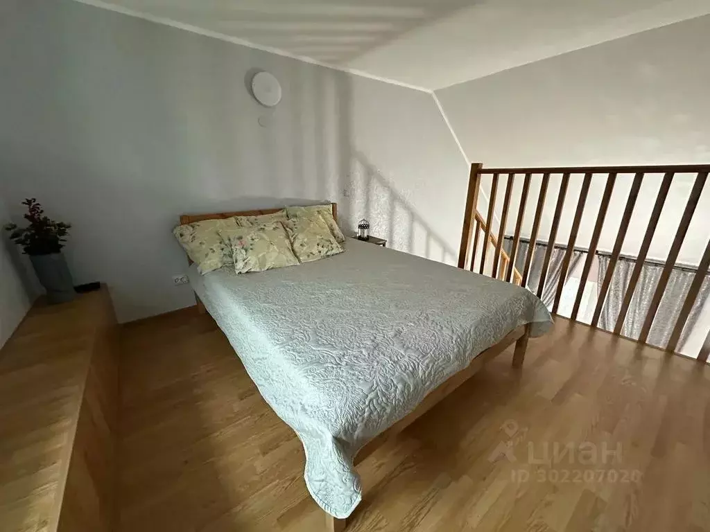 2-к кв. Крым, Феодосия ул. Московская, 33 (30.0 м) - Фото 1
