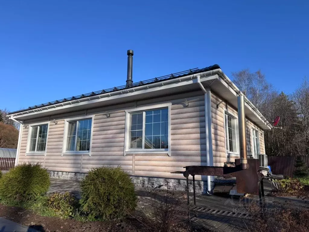 Дом в Ленинградская область, Выборгский район, Приморское городское ... - Фото 1