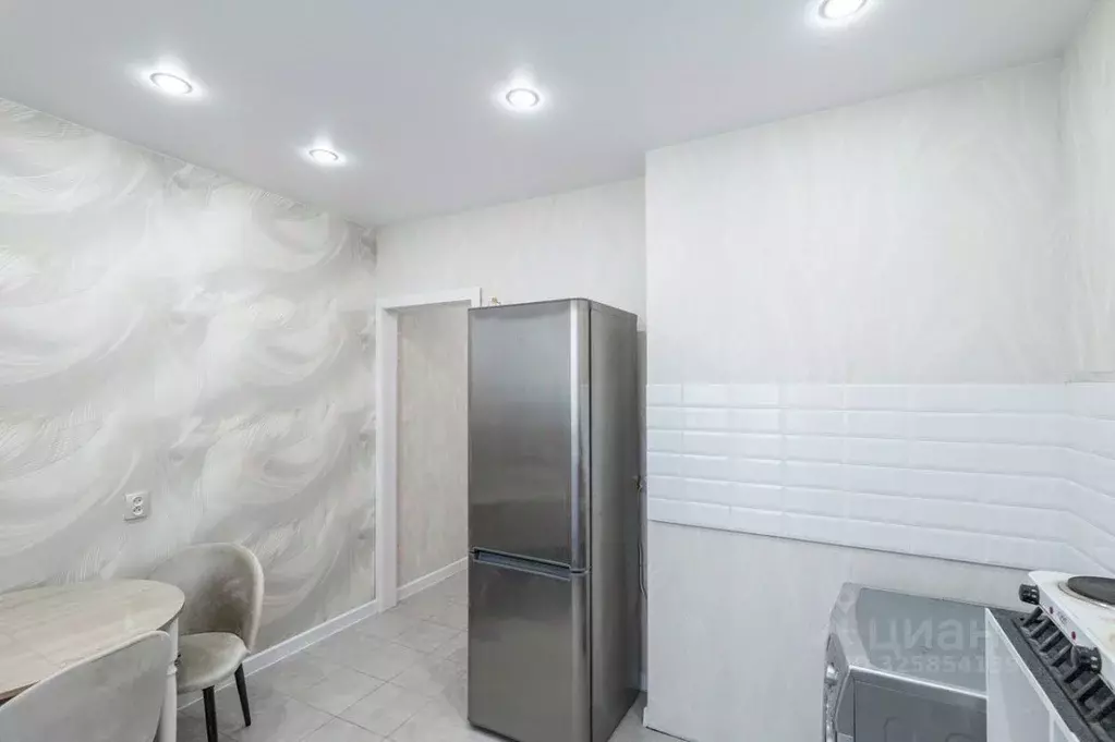 1-к кв. Омская область, Омск ул. Крупской, 8/1 (37.1 м) - Фото 2