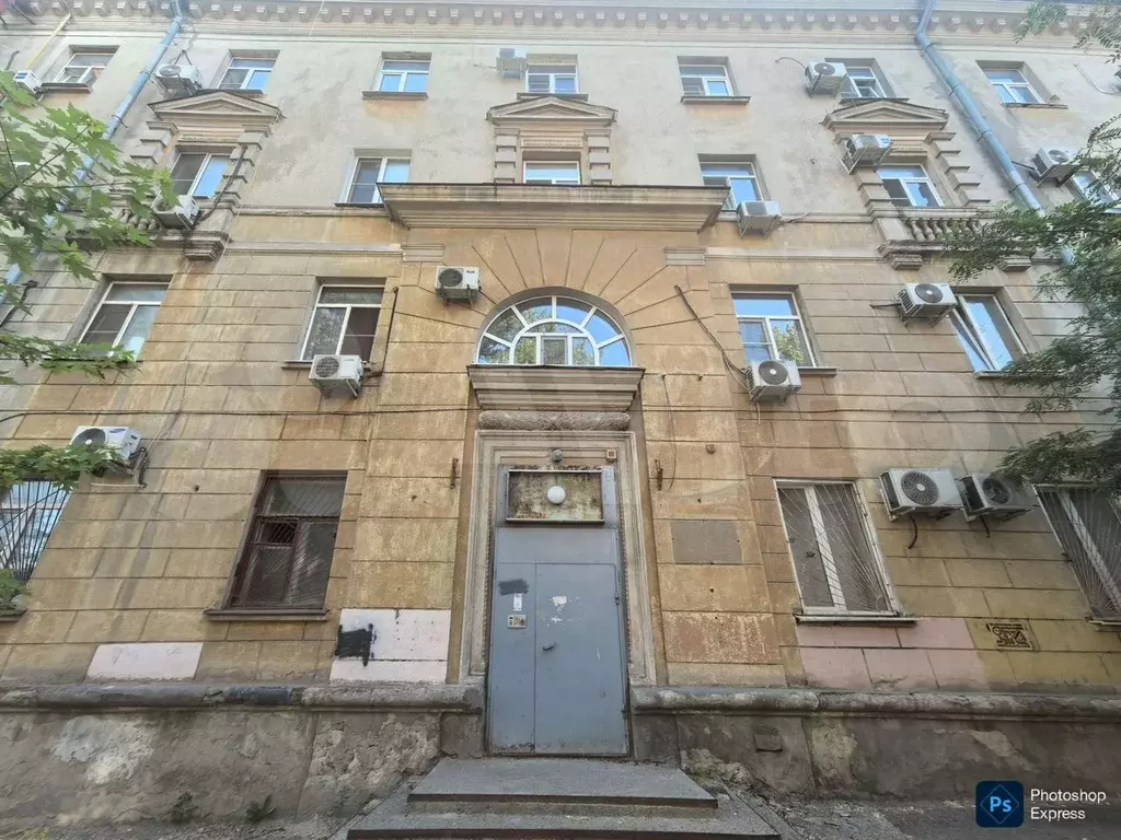 Комната 18,5 м в 6-к., 2/4 эт. - Фото 0