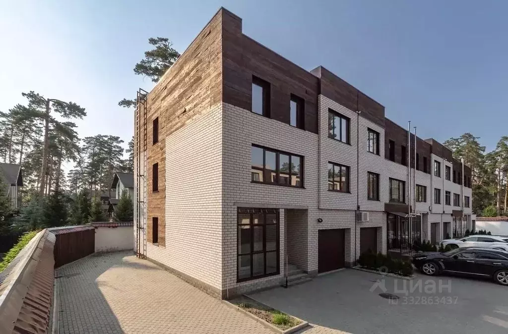 Таунхаус в Алтайский край, Барнаул Горнолыжная ул., 31 (260 м) - Фото 2