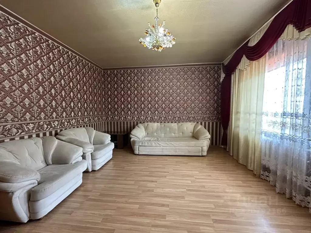 Дом в Краснодарский край, Ейск Цветочная ул., 40 (160 м) - Фото 1