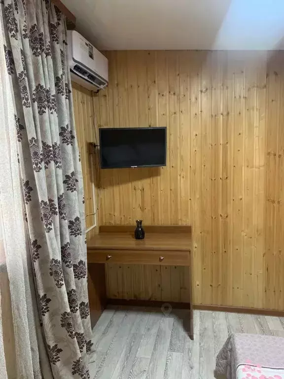 Комната Краснодарский край, Сочи Адлер жилрайон, ул. Котовского, 13 - Фото 1