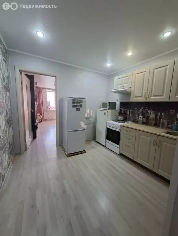 Квартира-студия: Саратов, улица имени Академика Н.Н. Семёнова, 11Б (31 ... - Фото 1
