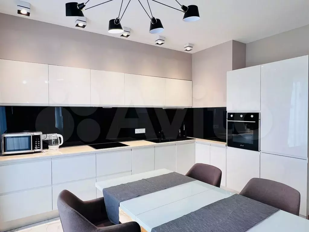 3-к. квартира, 120 м, 22/25 эт. - Фото 0