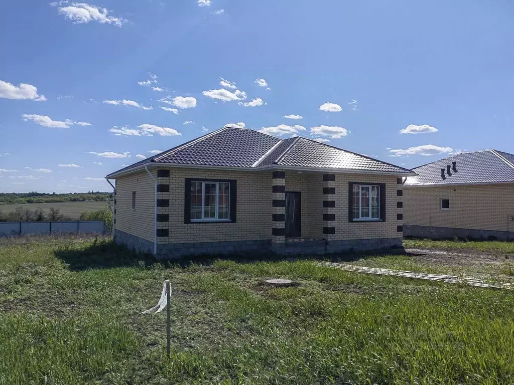 Дом в Белгородская область, Белгород Юго-Западный-2.2 мкр, пер. 4-й ... - Фото 1