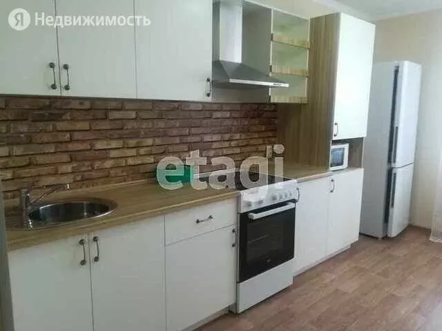 1-комнатная квартира: Тобольск, 7-й микрорайон, 37 (37 м) - Фото 0