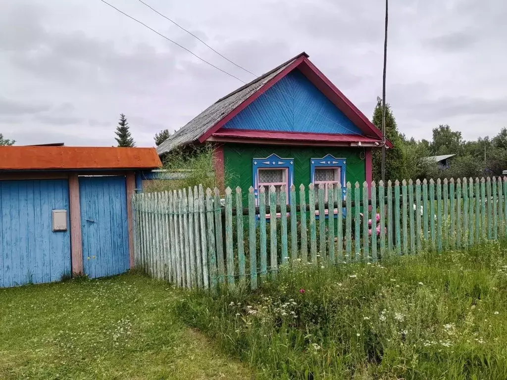 Дом в Свердловская область, Березовский муниципальный округ, пос. ... - Фото 1