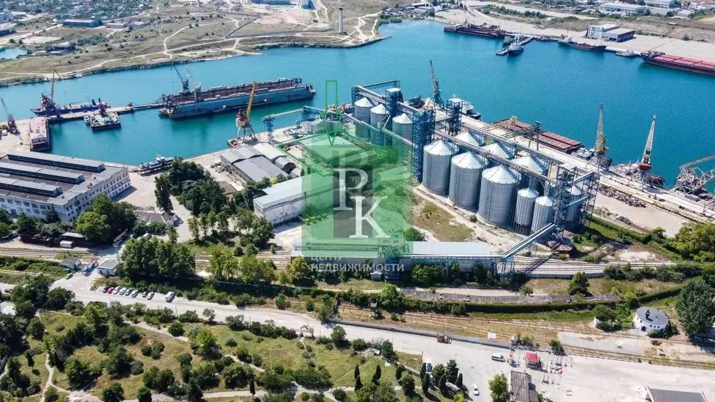 Производственное помещение в Севастополь наб. Рыбпорта, 21/4 (3700 м) - Фото 1