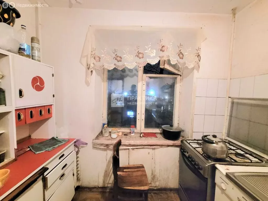 3-комнатная квартира: Реутов, Советская улица, 12 (60 м) - Фото 1