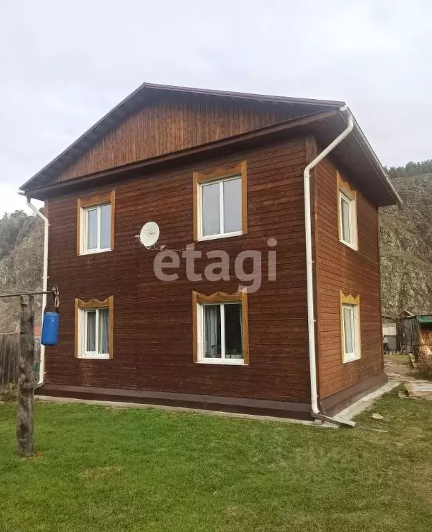 Дом в Алтай, Чемальский район, с. Чемал Садовая ул. (133 м) - Фото 1