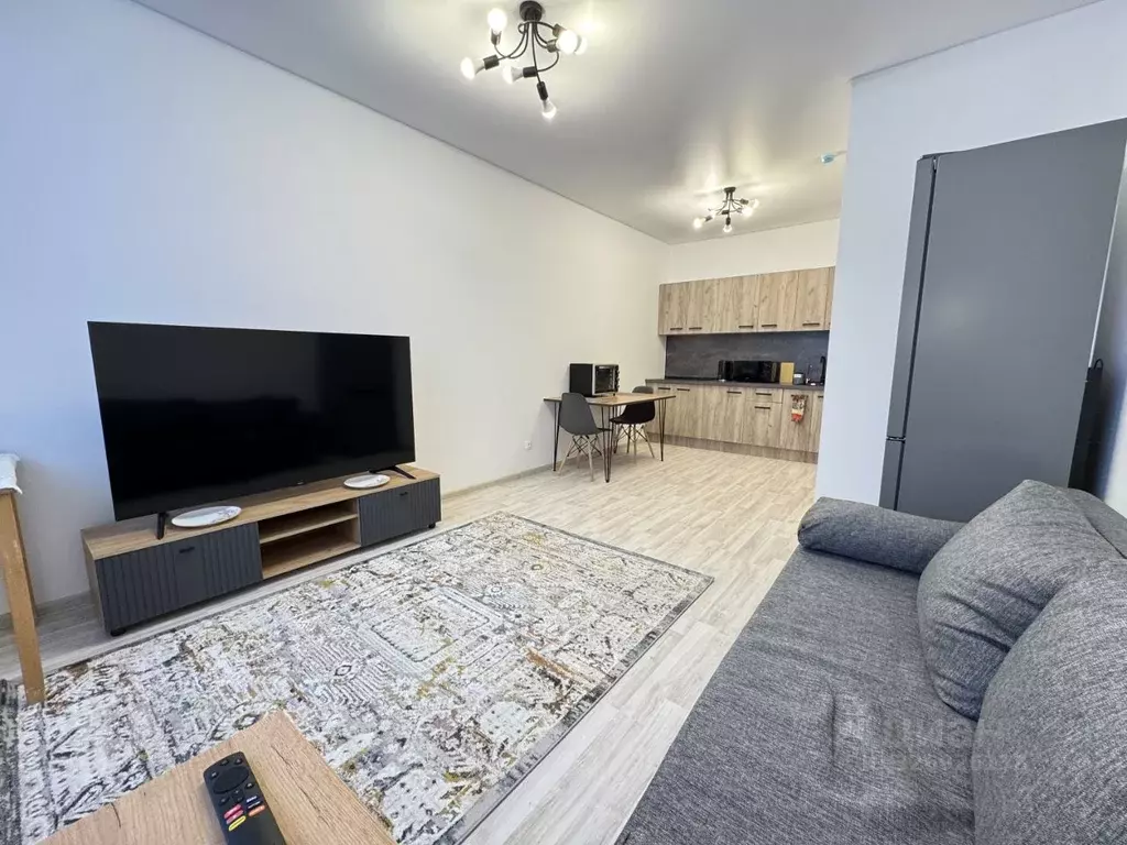 1-к кв. Свердловская область, Екатеринбург ул. Крауля, 170А (42.9 м) - Фото 1