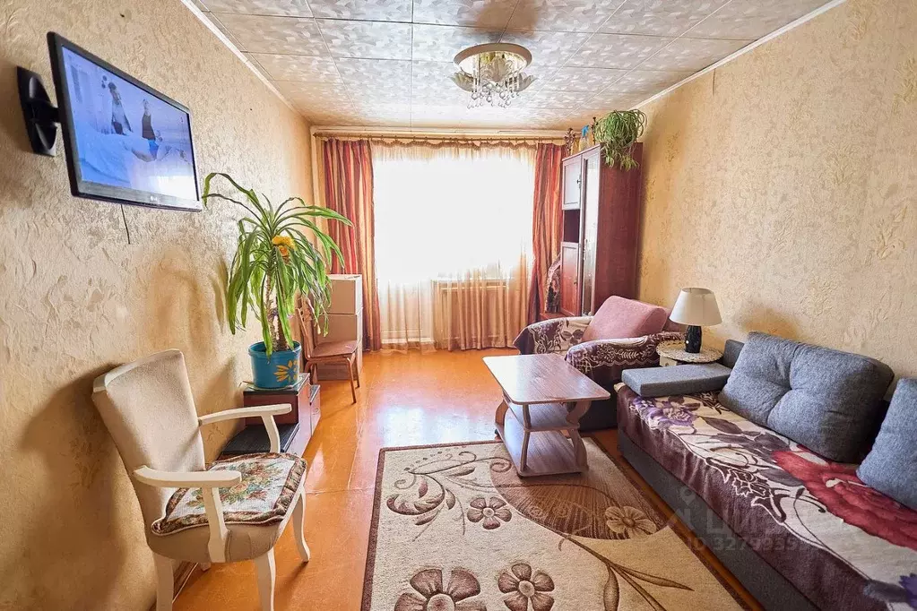 2-к кв. Татарстан, Казань ул. Братьев Касимовых, 84 (42.9 м) - Фото 1