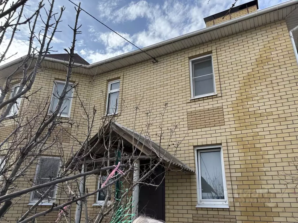 Дом в Волгоградская область, Волгоград Эльтонская ул. (260 м) - Фото 2