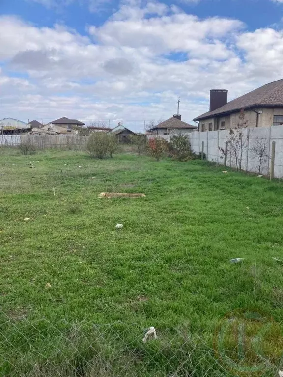 Участок в Крым, Сакский район, с. Уютное ул. Мира, 15 (6.9 сот.) - Фото 1