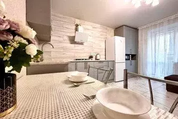 2-к кв. Рязанская область, Рязань Шереметьевская ул., 10к5 (65.0 м) - Фото 1