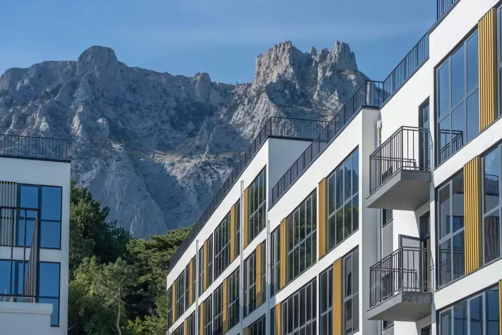 1-к кв. Крым, Алупка ш. Севастопольское, 6Ак2 (47.8 м) - Фото 2