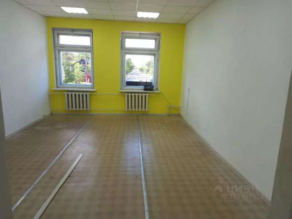 Помещение свободного назначения в Тверская область, Тверь ул. ... - Фото 1
