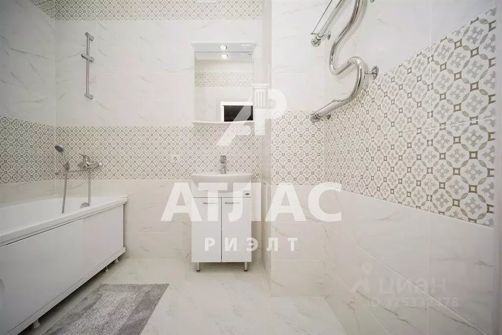 3-к кв. Омская область, Омский район, пос. Ростовка ул. Михаила ... - Фото 2