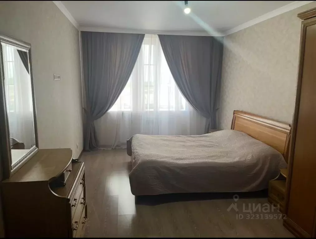 2-к кв. Северная Осетия, Владикавказ ул. Курсантов-Кировцев, 35 (64.0 ... - Фото 1